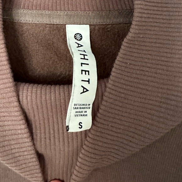 Athleta Small Sweatshirt - Picture 2 of 4